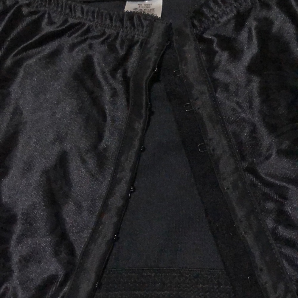 Sexy black intimate garment  ! - Picture 2 of 4